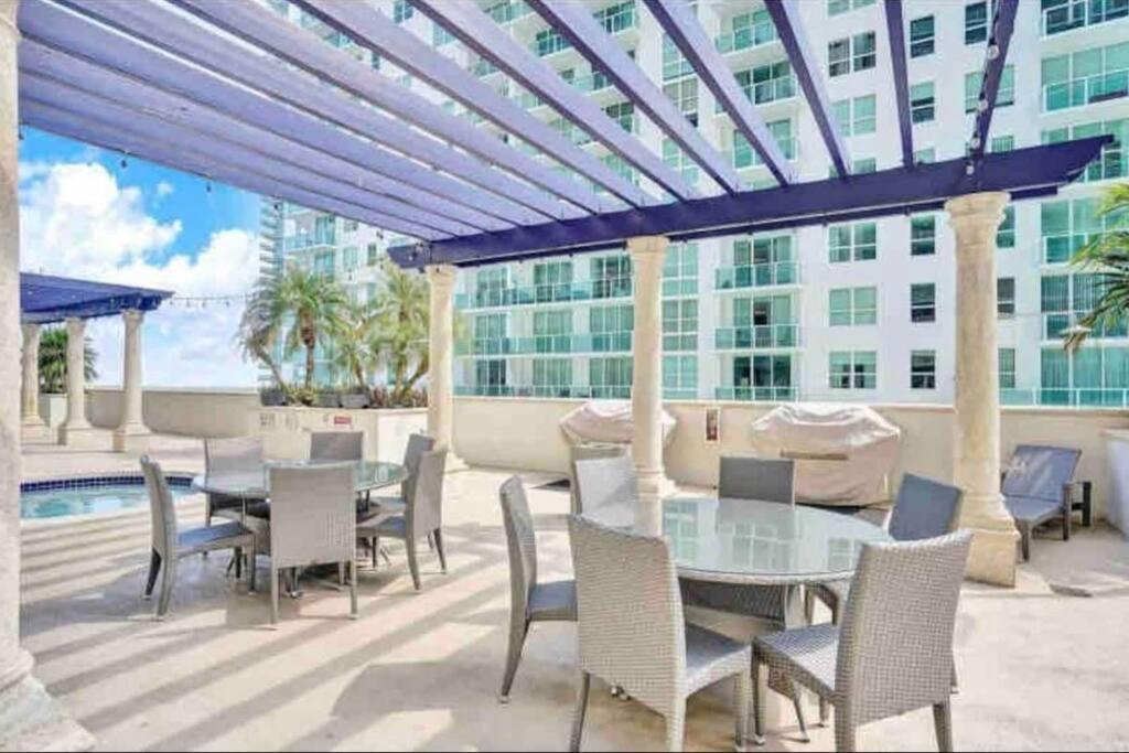 Incredible Ocean View 3 Bedrooms Unit Майами Экстерьер фото