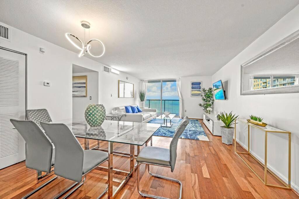 Incredible Ocean View 3 Bedrooms Unit Майами Экстерьер фото