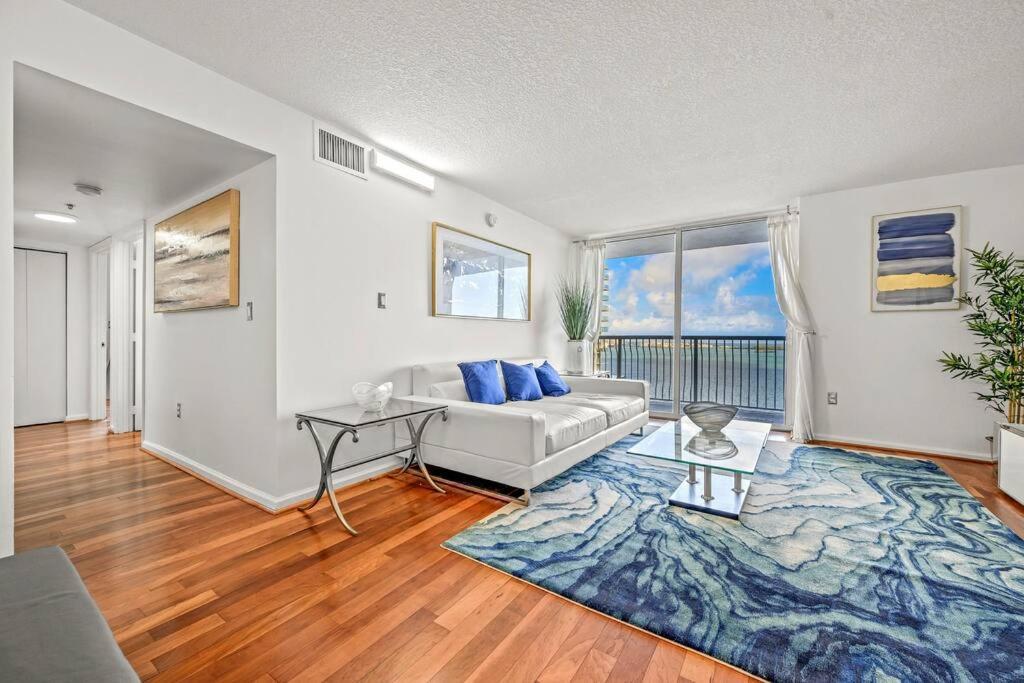Incredible Ocean View 3 Bedrooms Unit Майами Экстерьер фото